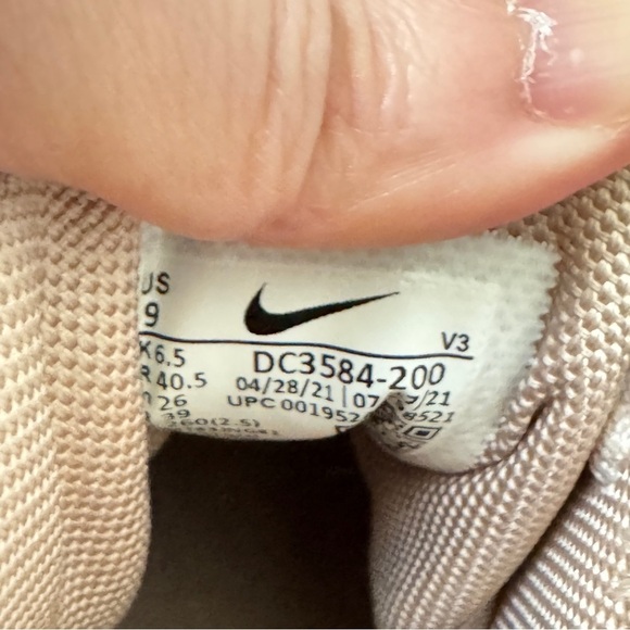 Nike Air Force 1 Utility 2.0 for Women in Fossil Stone Size 9 - Picture 8 of 9